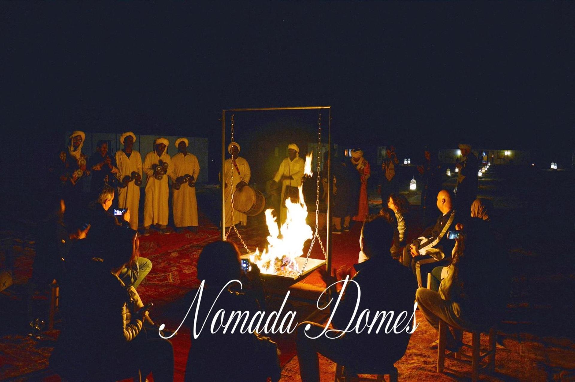 Nomada Domes Camp With Airco Hotel Merzouga Bagian luar foto