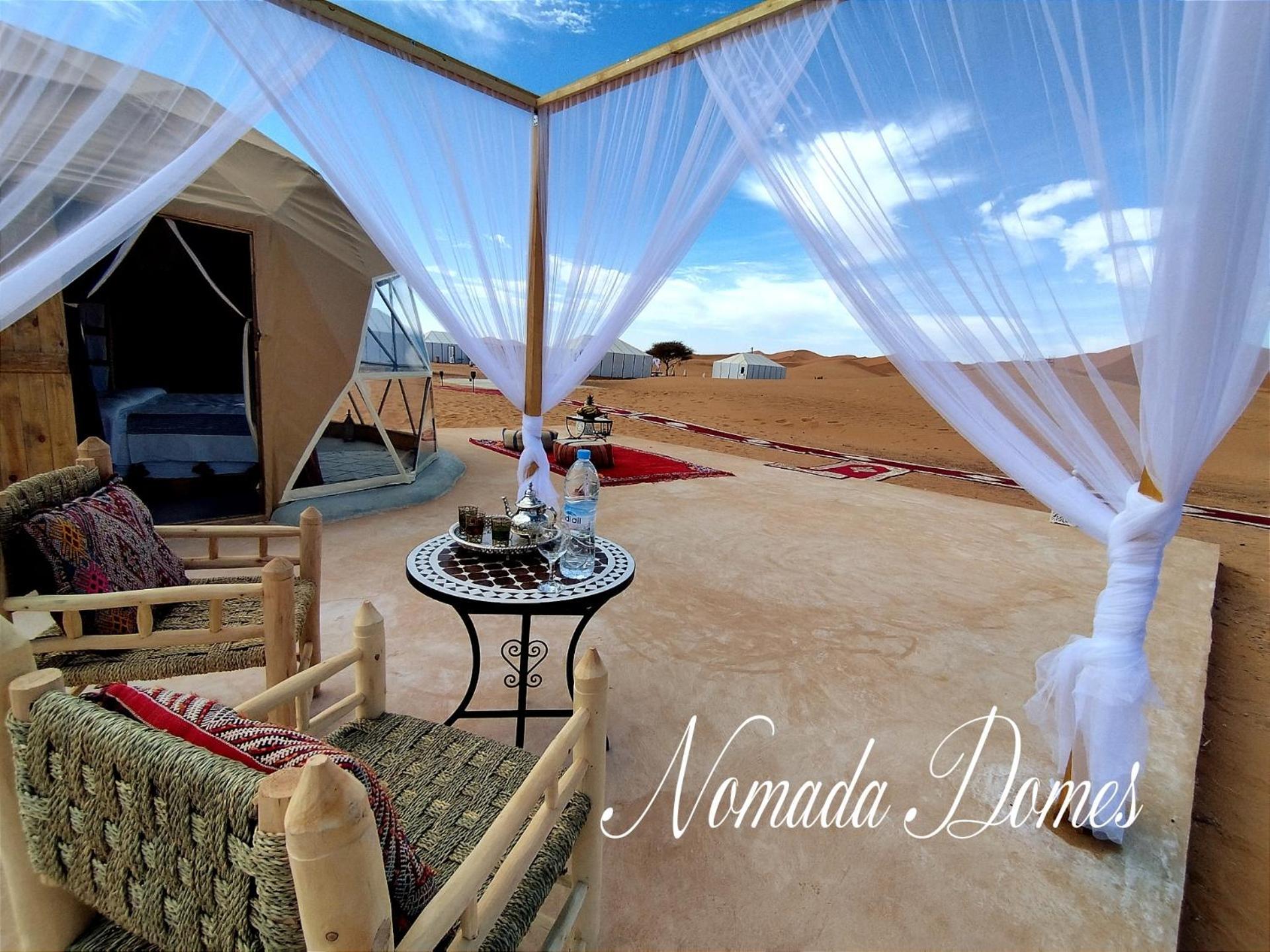 Nomada Domes Camp With Airco Hotel Merzouga Bagian luar foto