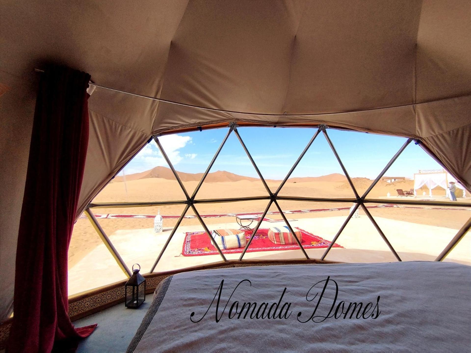 Nomada Domes Camp With Airco Hotel Merzouga Bagian luar foto